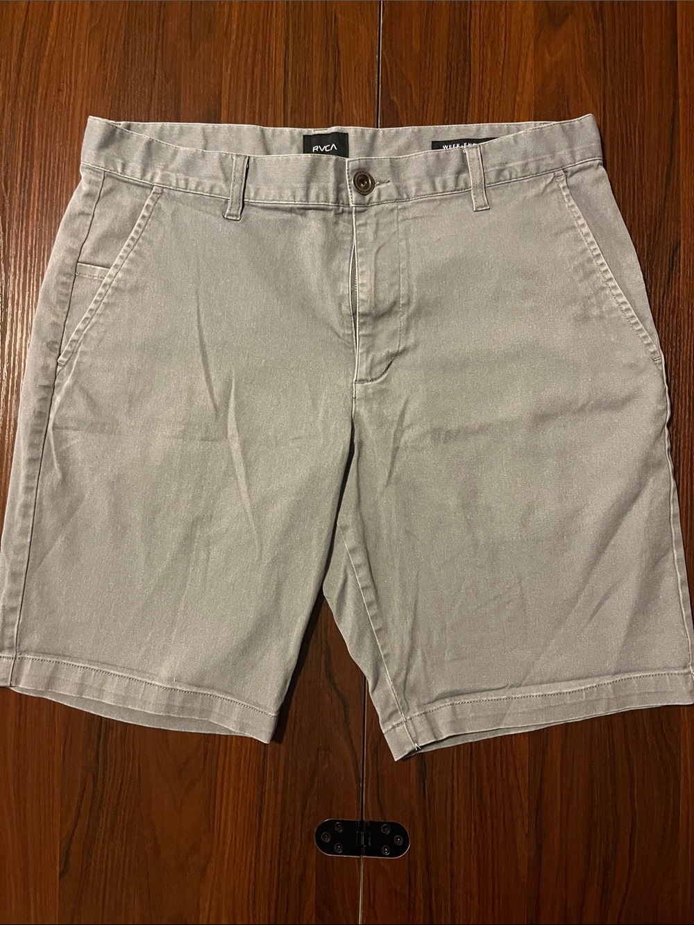 RVCA Men's Light Gray Weekender Shorts